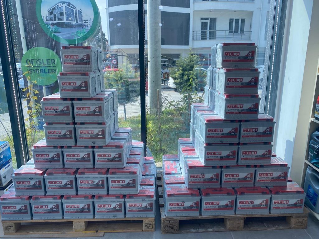 Akü stoğumuzdan görüntü 30